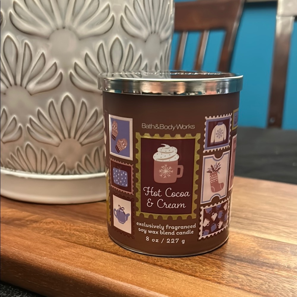 Bath & Body Works Hot Cocoa & Cream Candle